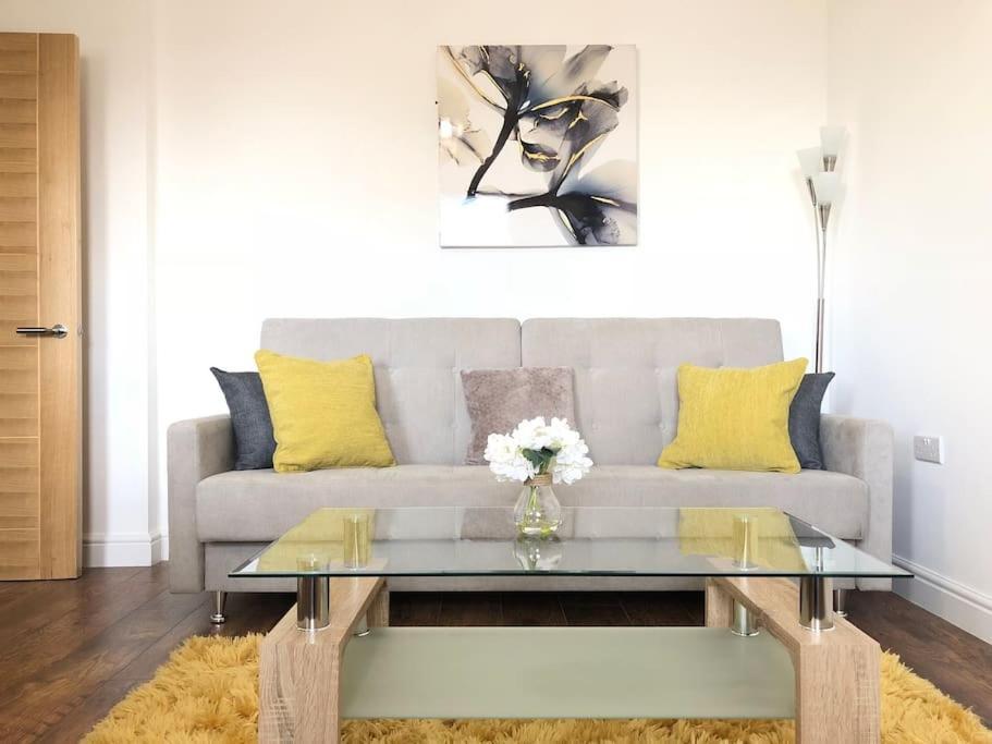 City Apartments By Elegance Living Peterborough Zimmer foto